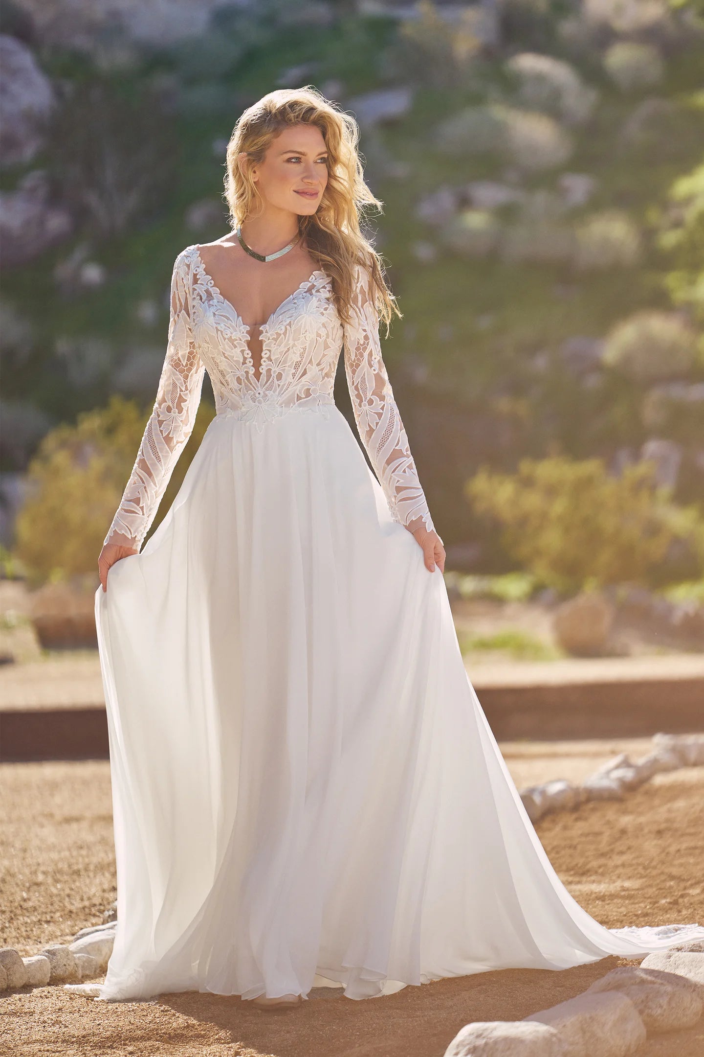 Size 16 | 66283 by Lillian West