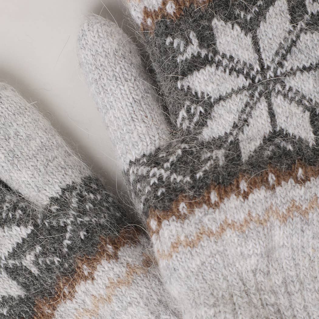 Women's Snowflake Mittens with Sherpa Lining
