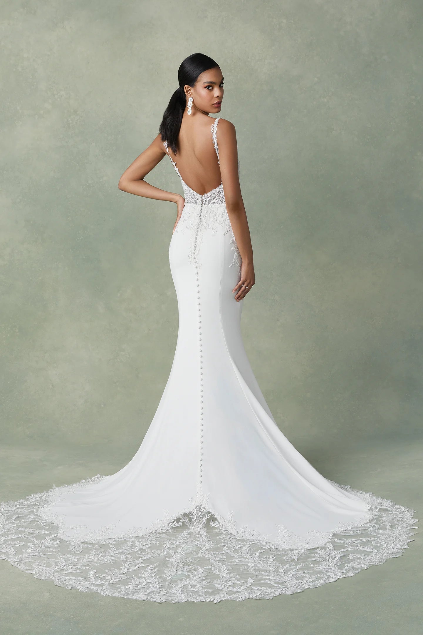 Size 12 | Floral by Justin Alexander