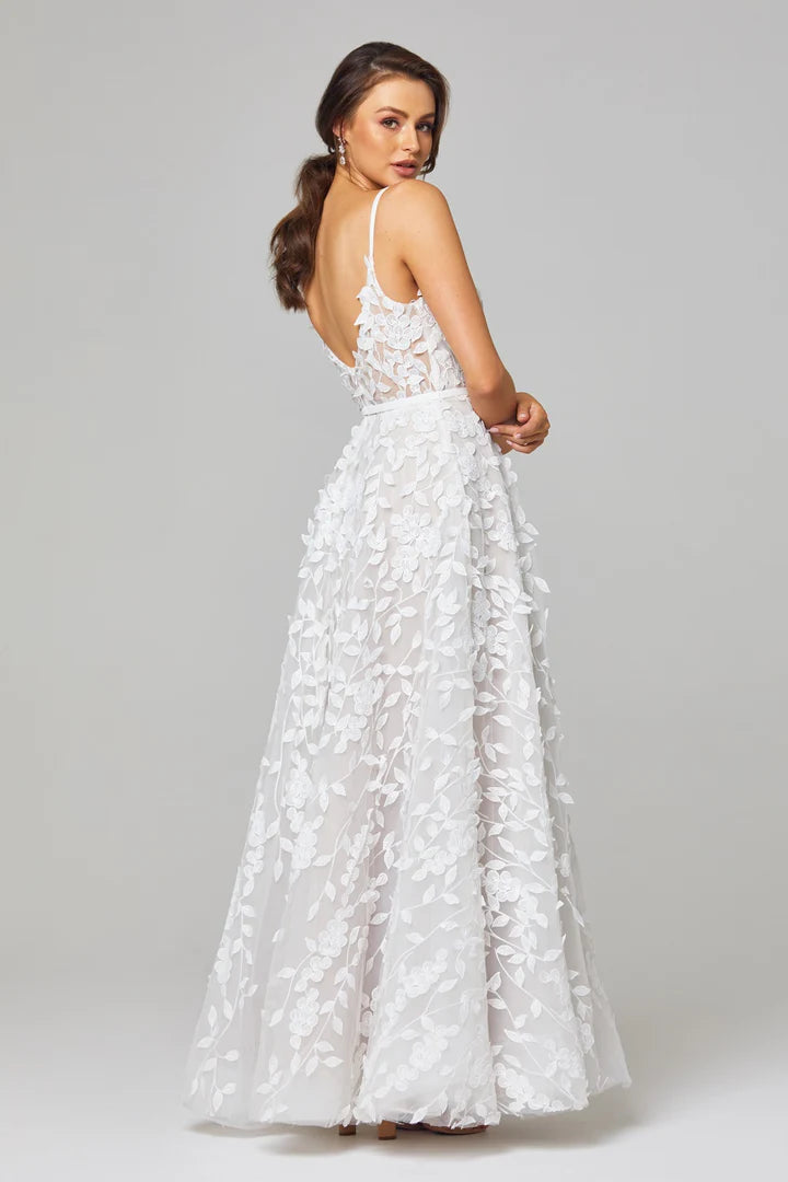 Size 08 | Amy by Tania Olsen