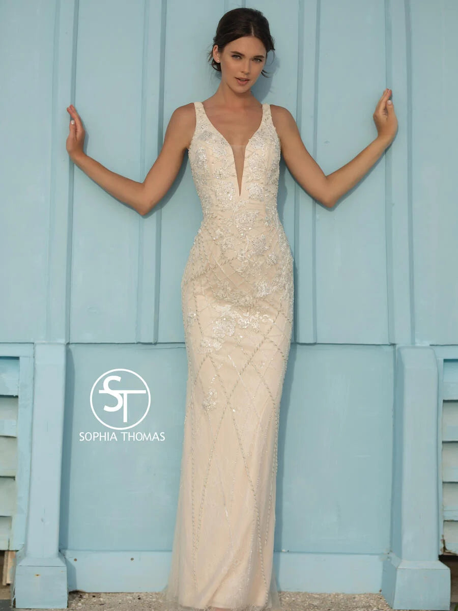 Size 22 | B127 by Sophia Thomas