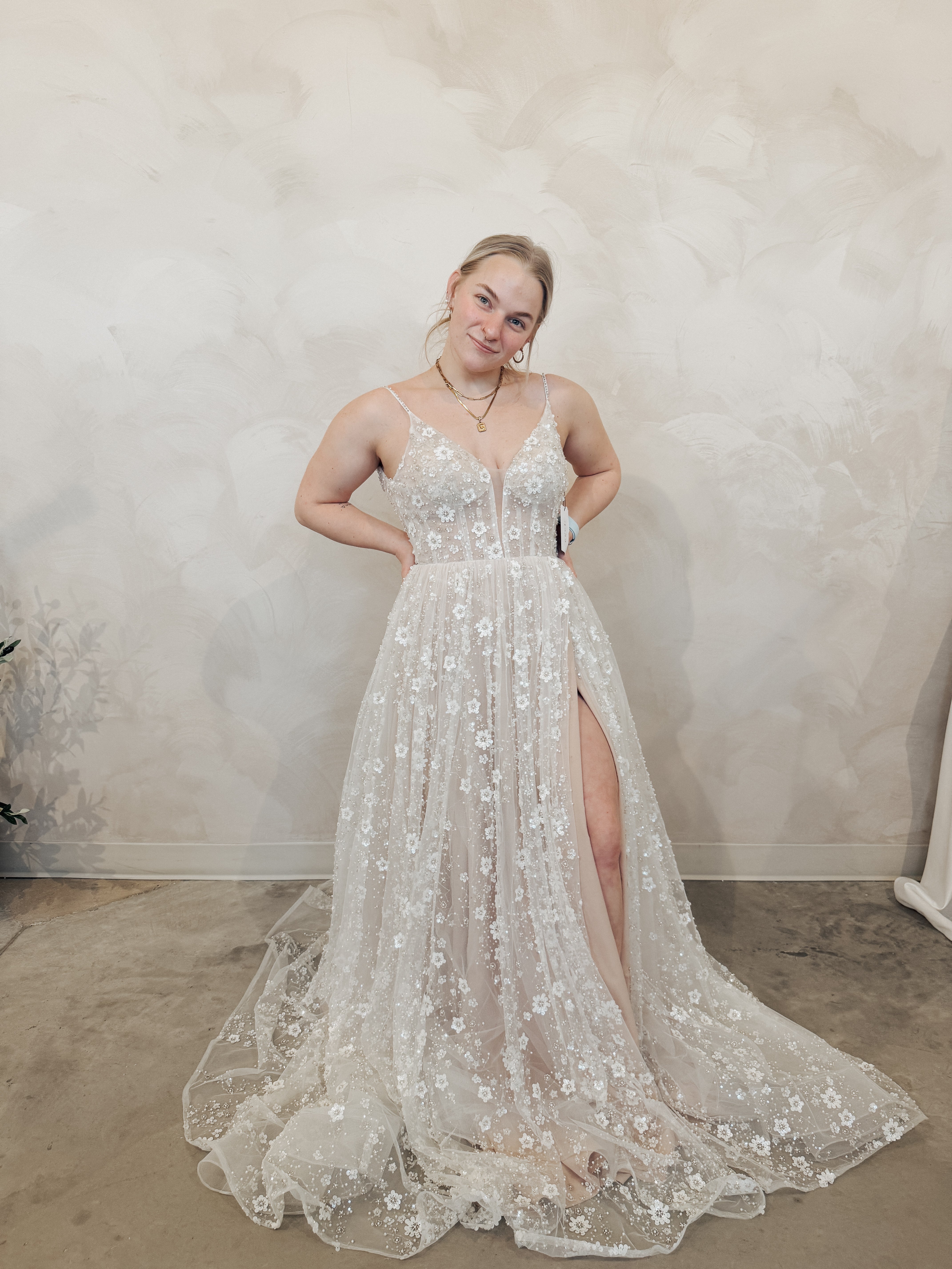 Size 04 | Clair by Dearly