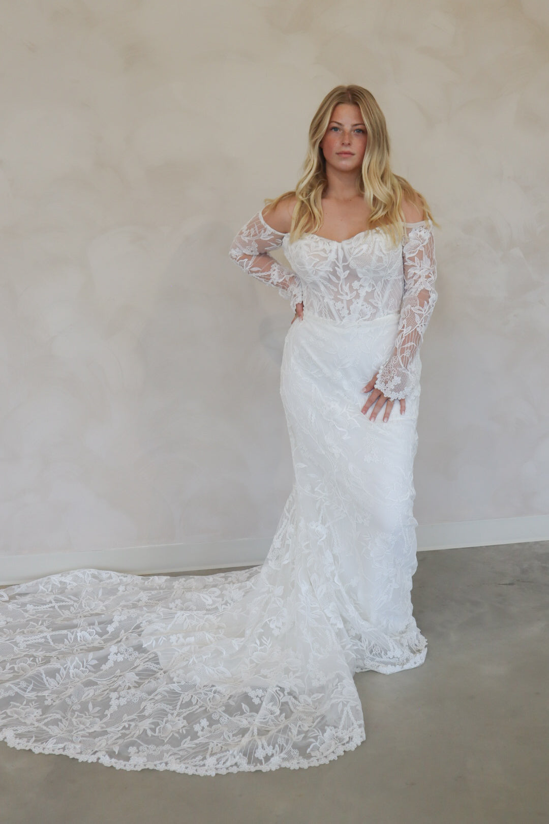 Size 12 | Johnson by Take Heart