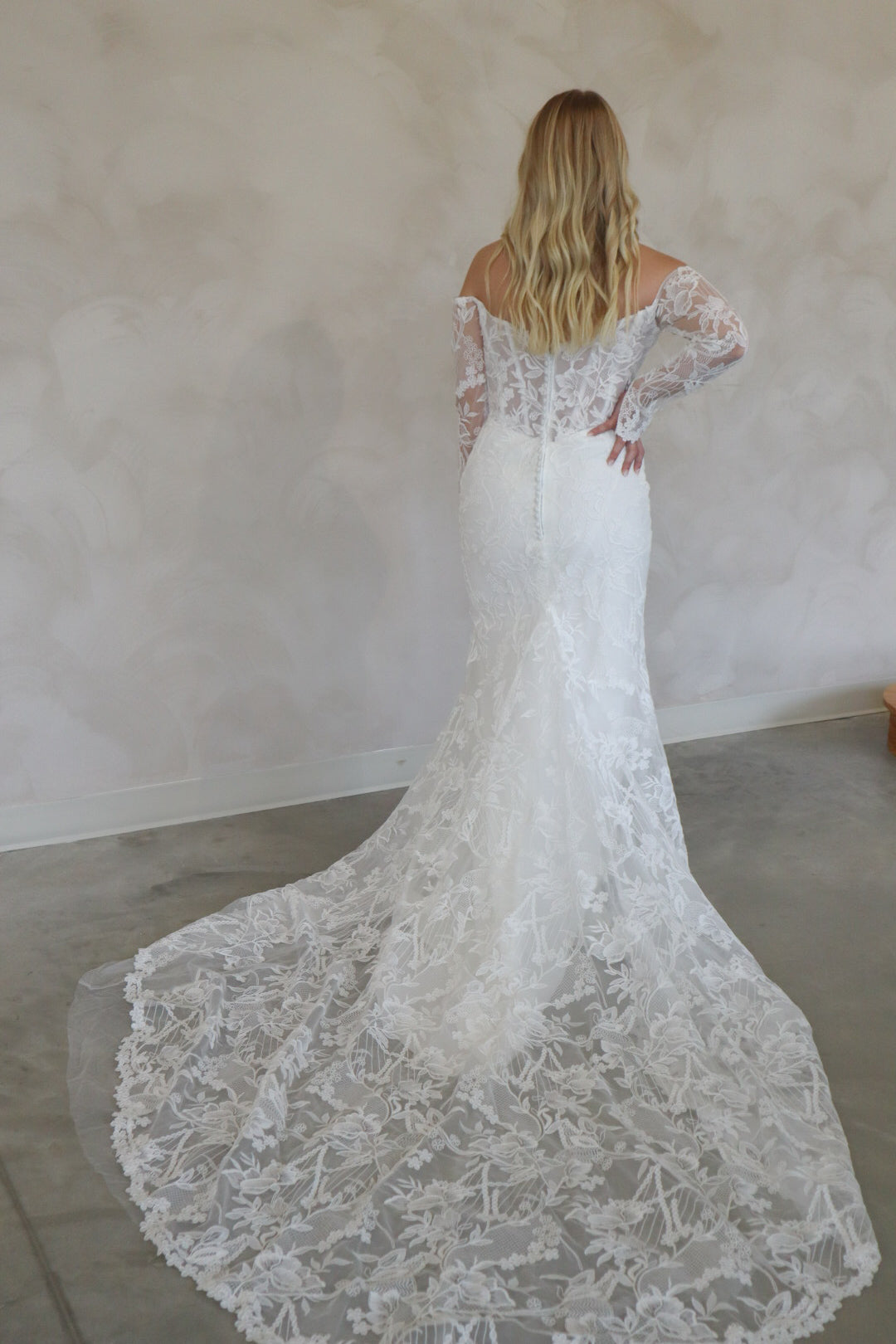 Size 12 | Johnson by Take Heart