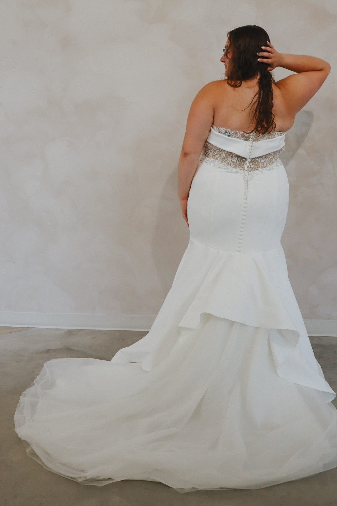 Size 24 | Glynn by Justin Alexander