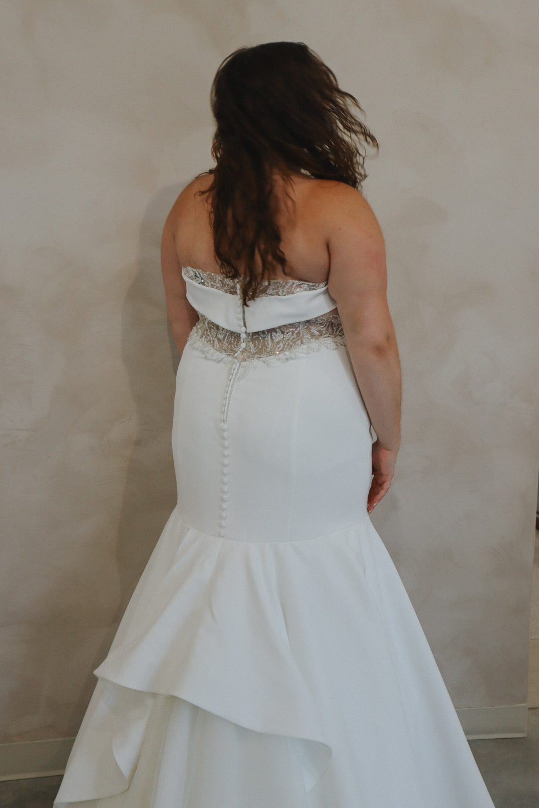 Size 24 | Glynn by Justin Alexander
