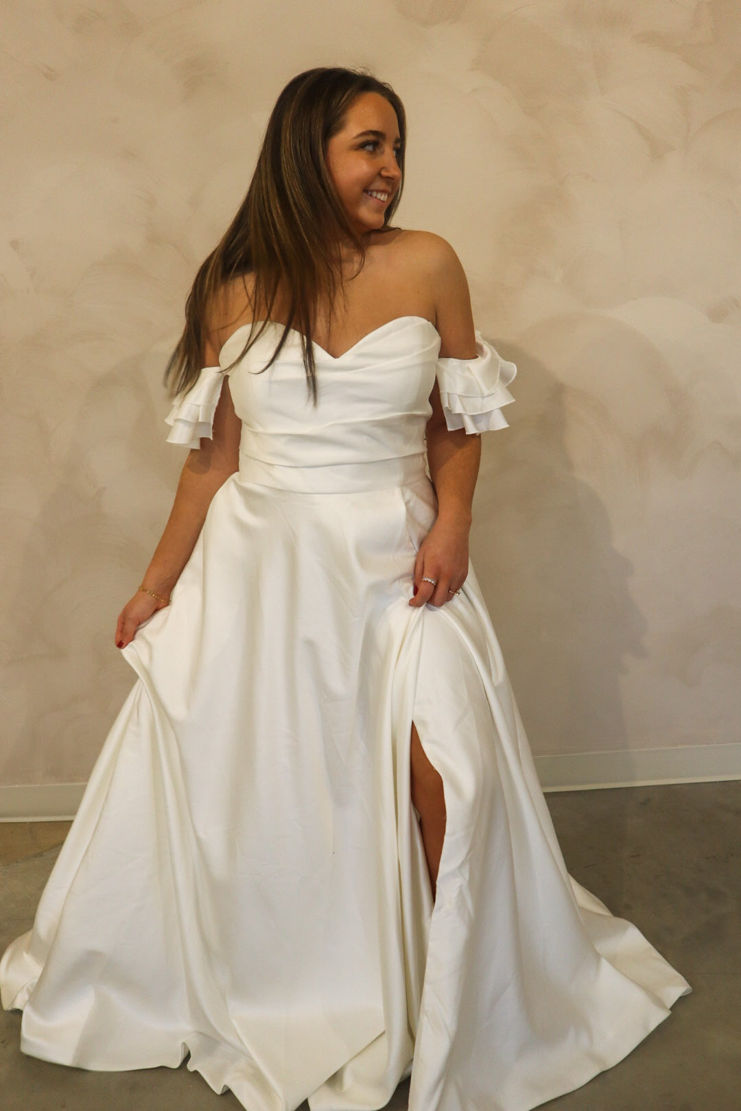 Size 06 | Danica by Tania Olsen