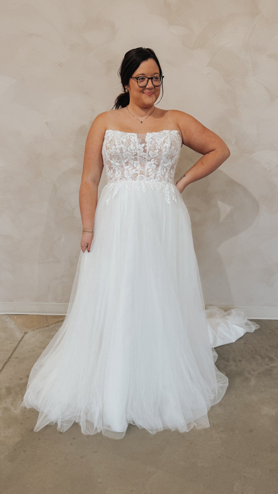 Size 20 | 7573 By Stella York
