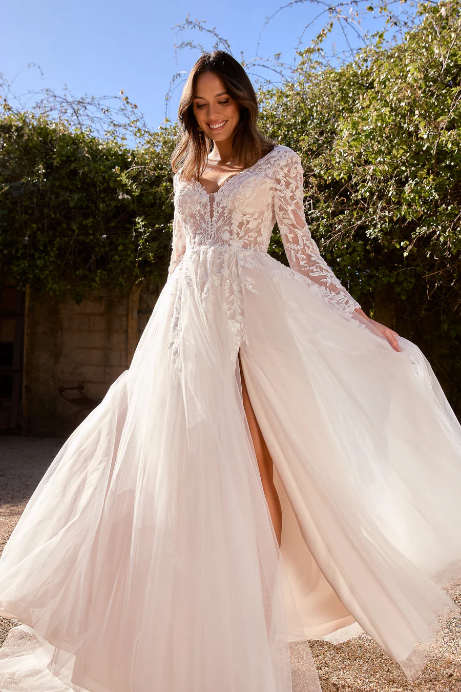 LOUANNE BY TANIA OLSEN