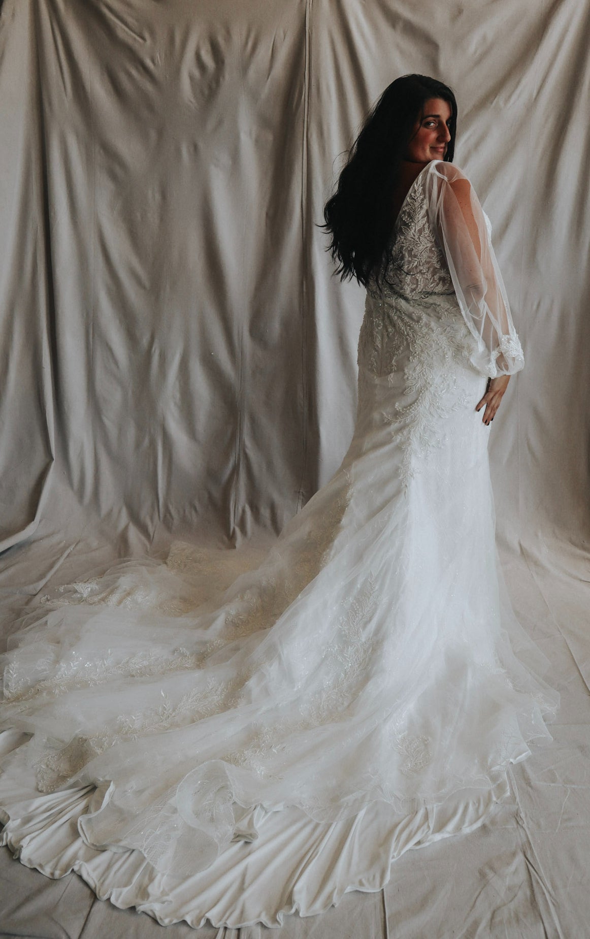 Size 22 | Ruby by Dearly