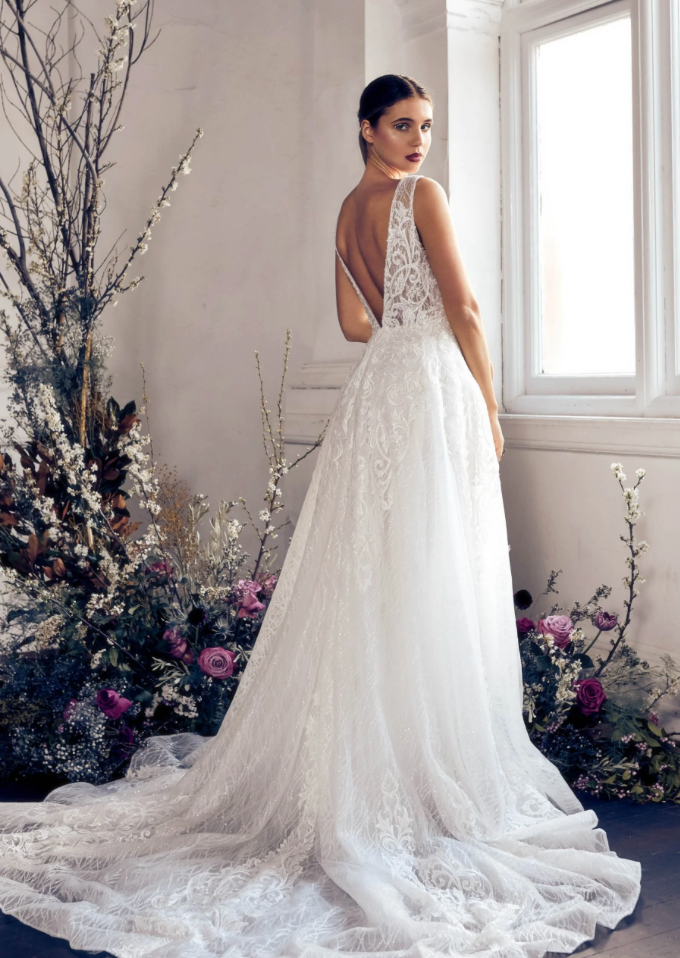 Size 10 | ZB358 by Zavana