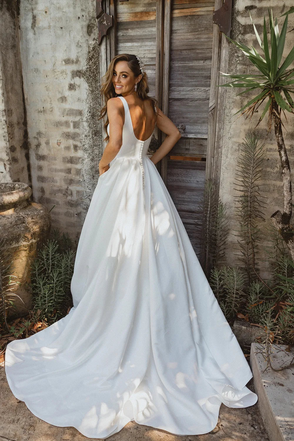 Size 08 | Vienna by Tania Olsen