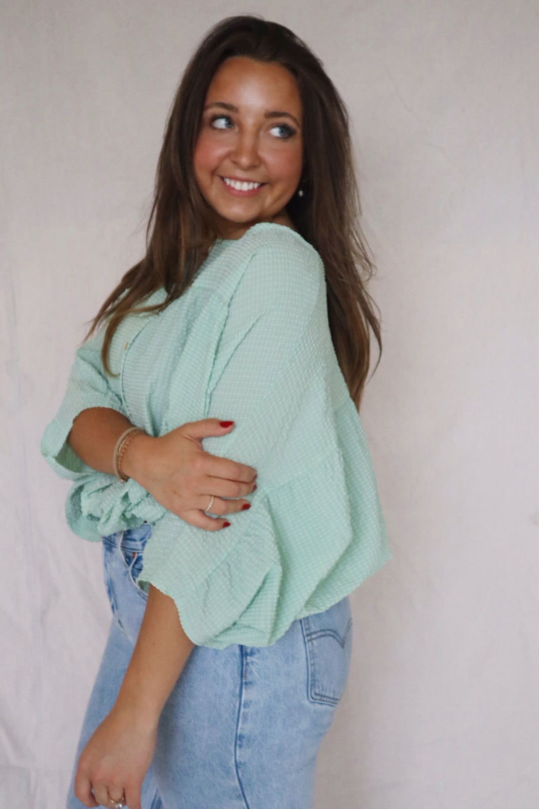 SAGE SLEEVED TOP