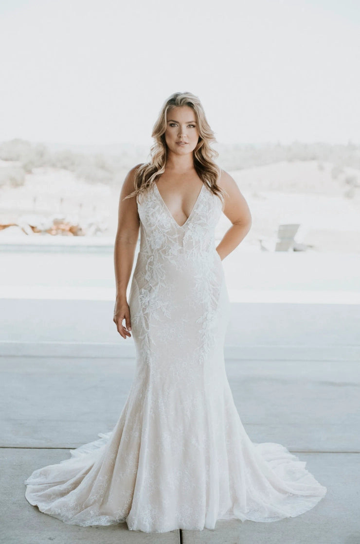 Size 24 | Emilia by Beccar