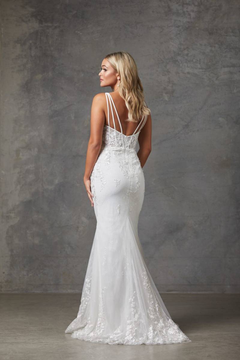 Size 12 | Ornela by Tania Olsen