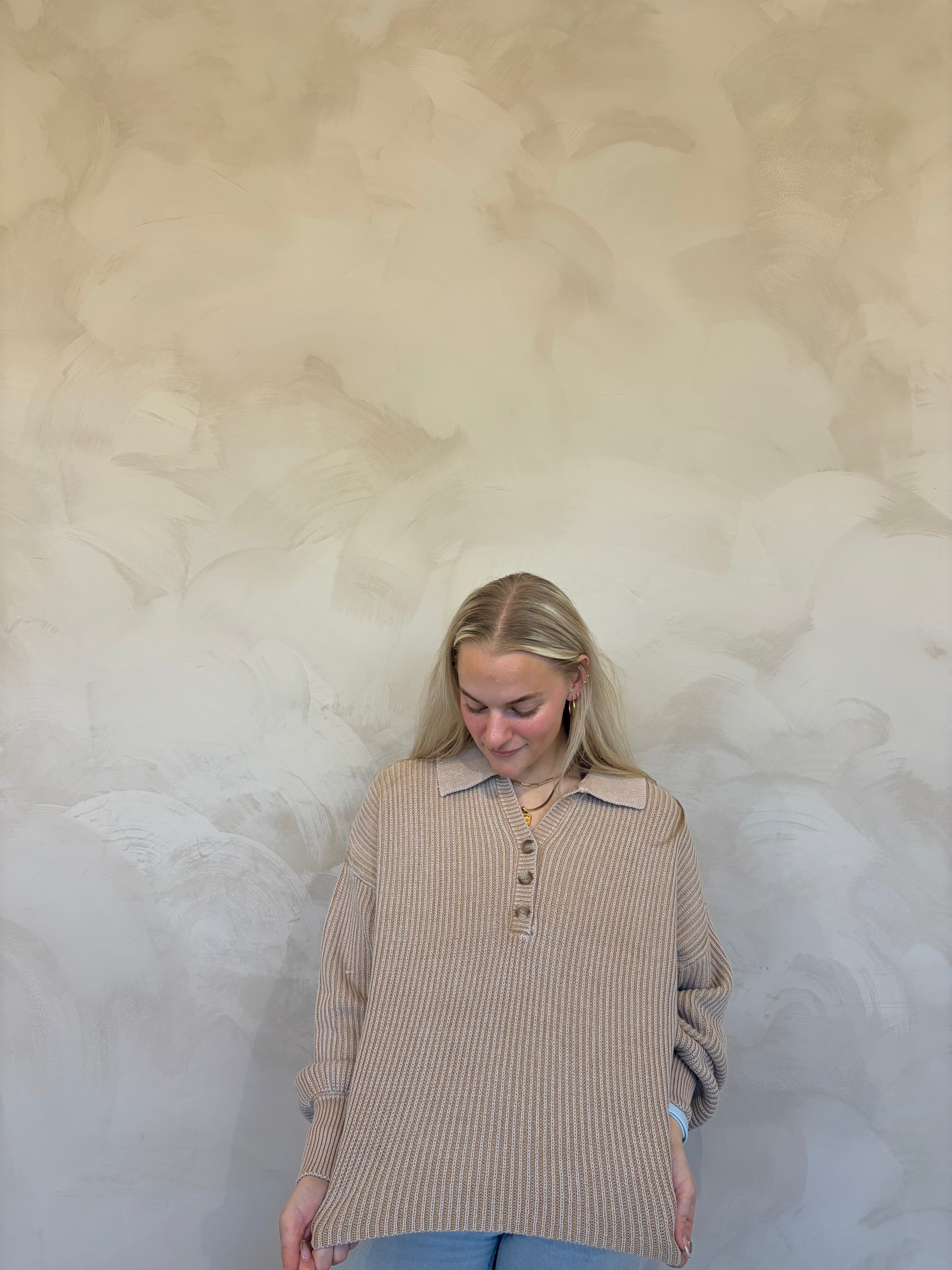 Kimmy Collared Henley