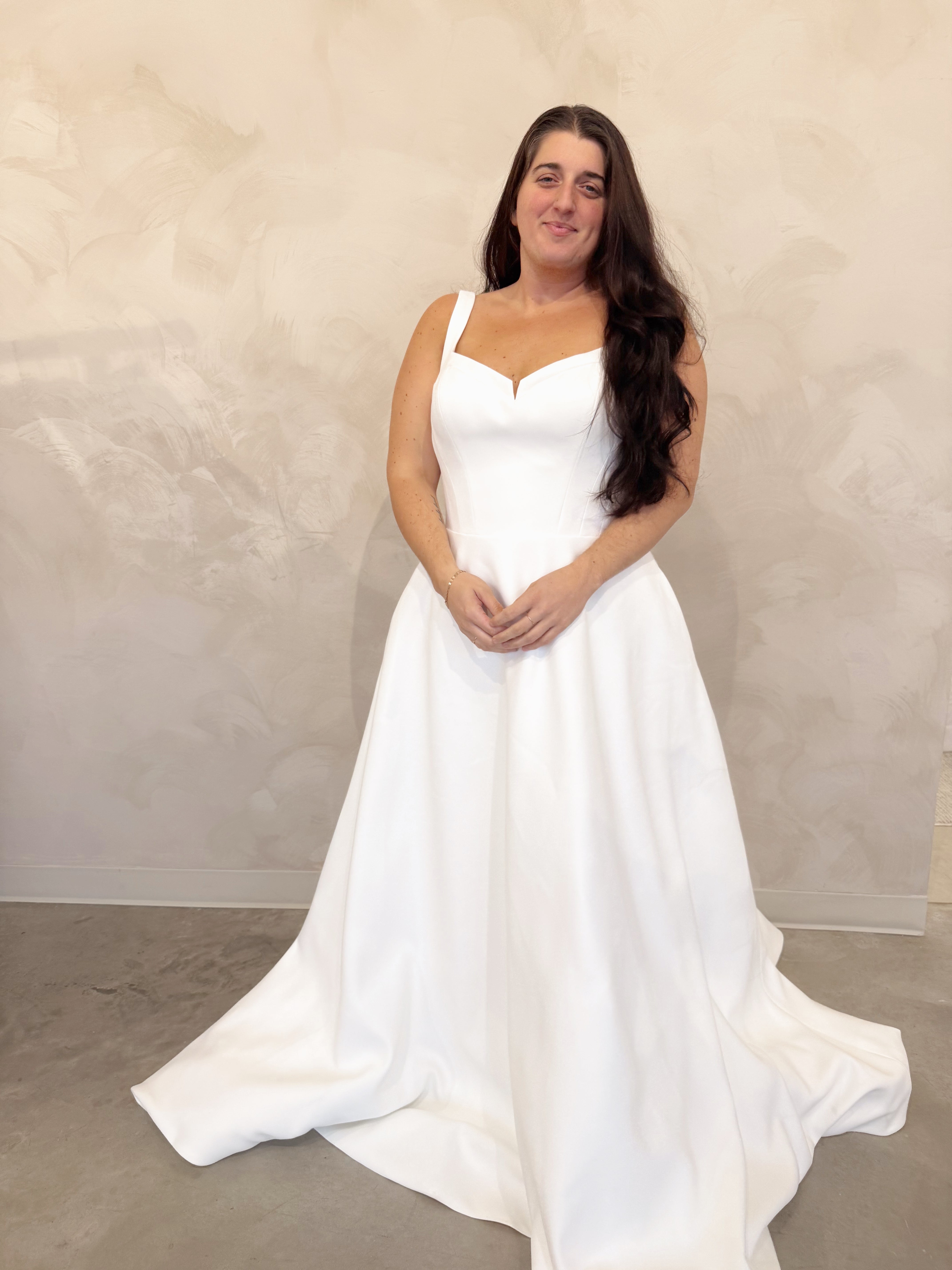 Size 20 | Minnie by DLB