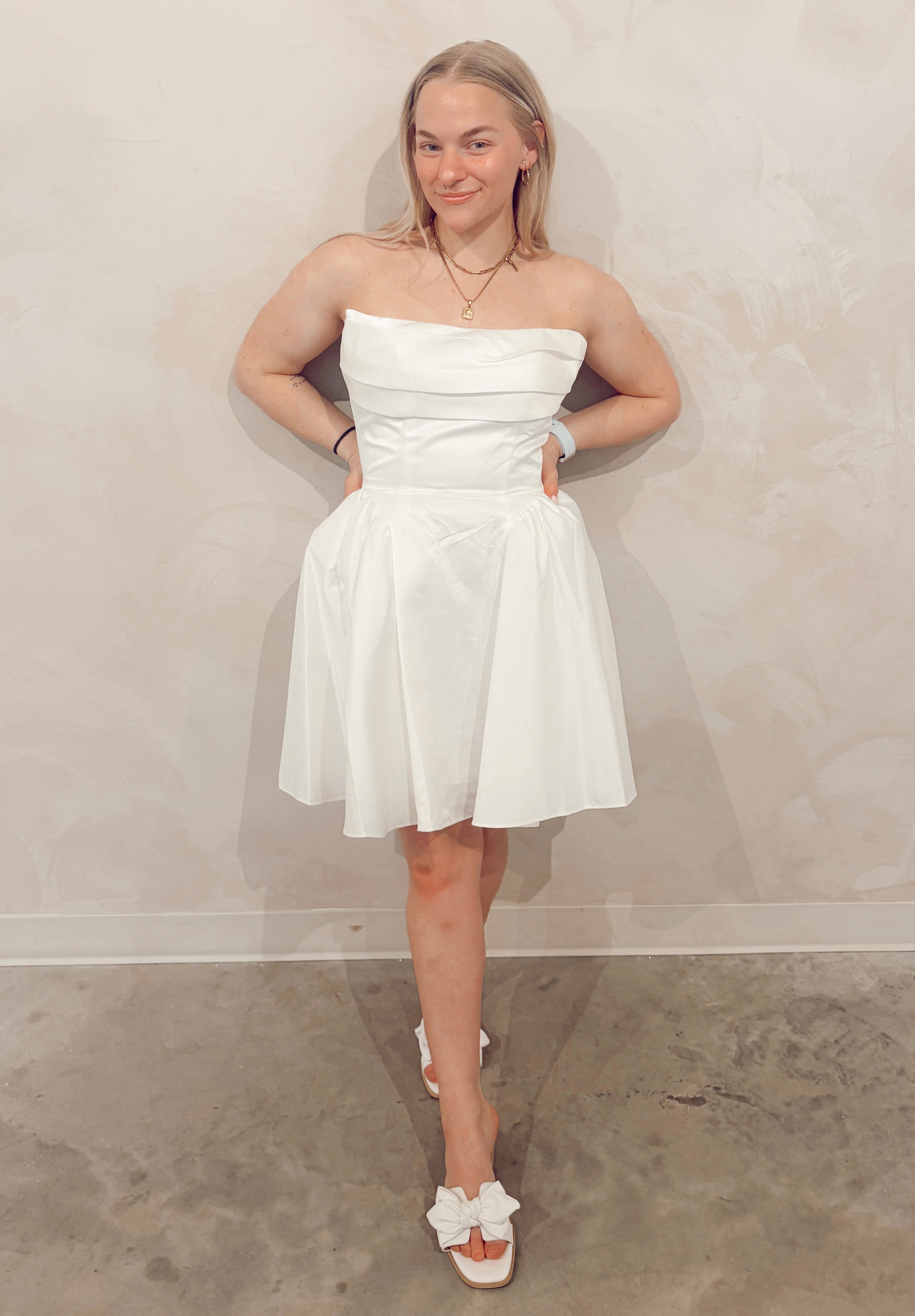 Cizzy | Mini Wedding Dress