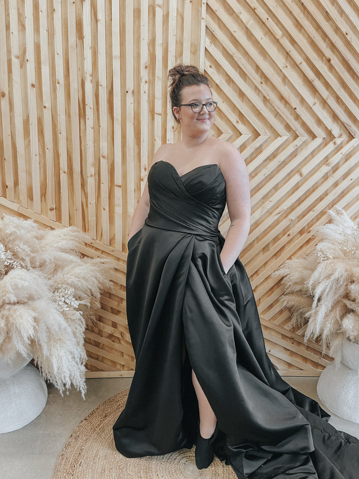 Tag Size 20 | Dearly Loved Bridal