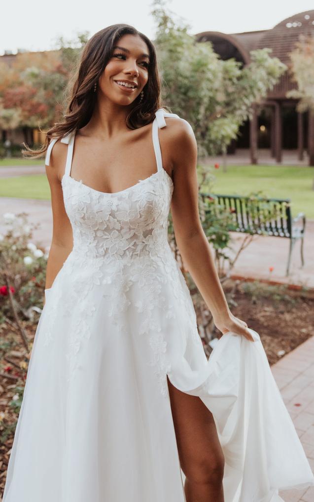 Size 12 | 7899 by Stella York