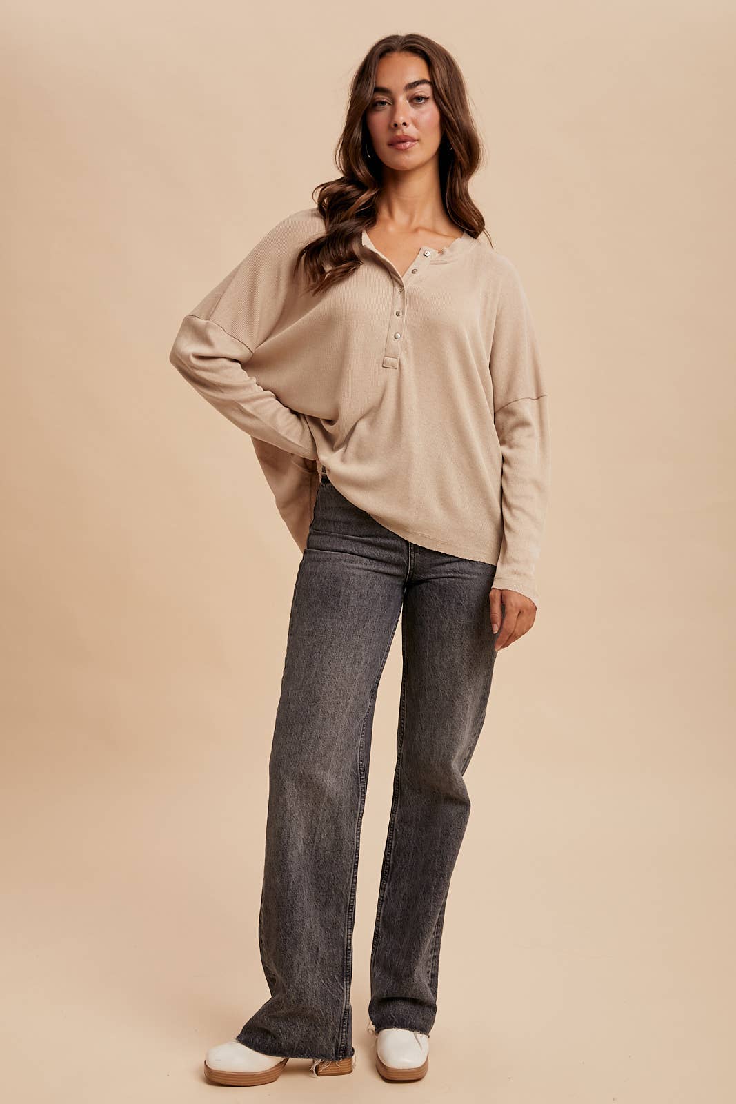 LONG SLEEVE HENLEY TOP