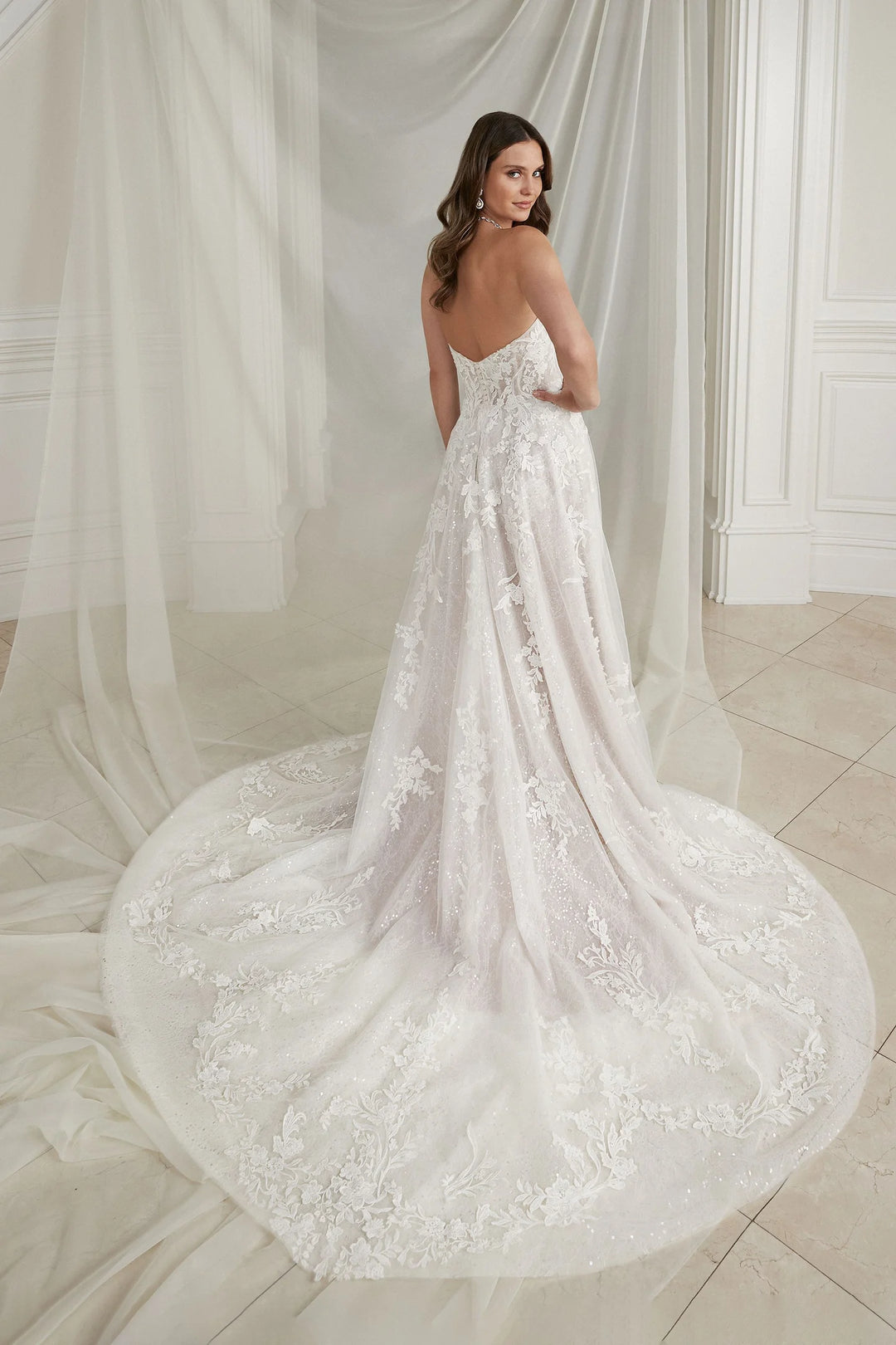 Size 12 | Electra by Justin Alexander