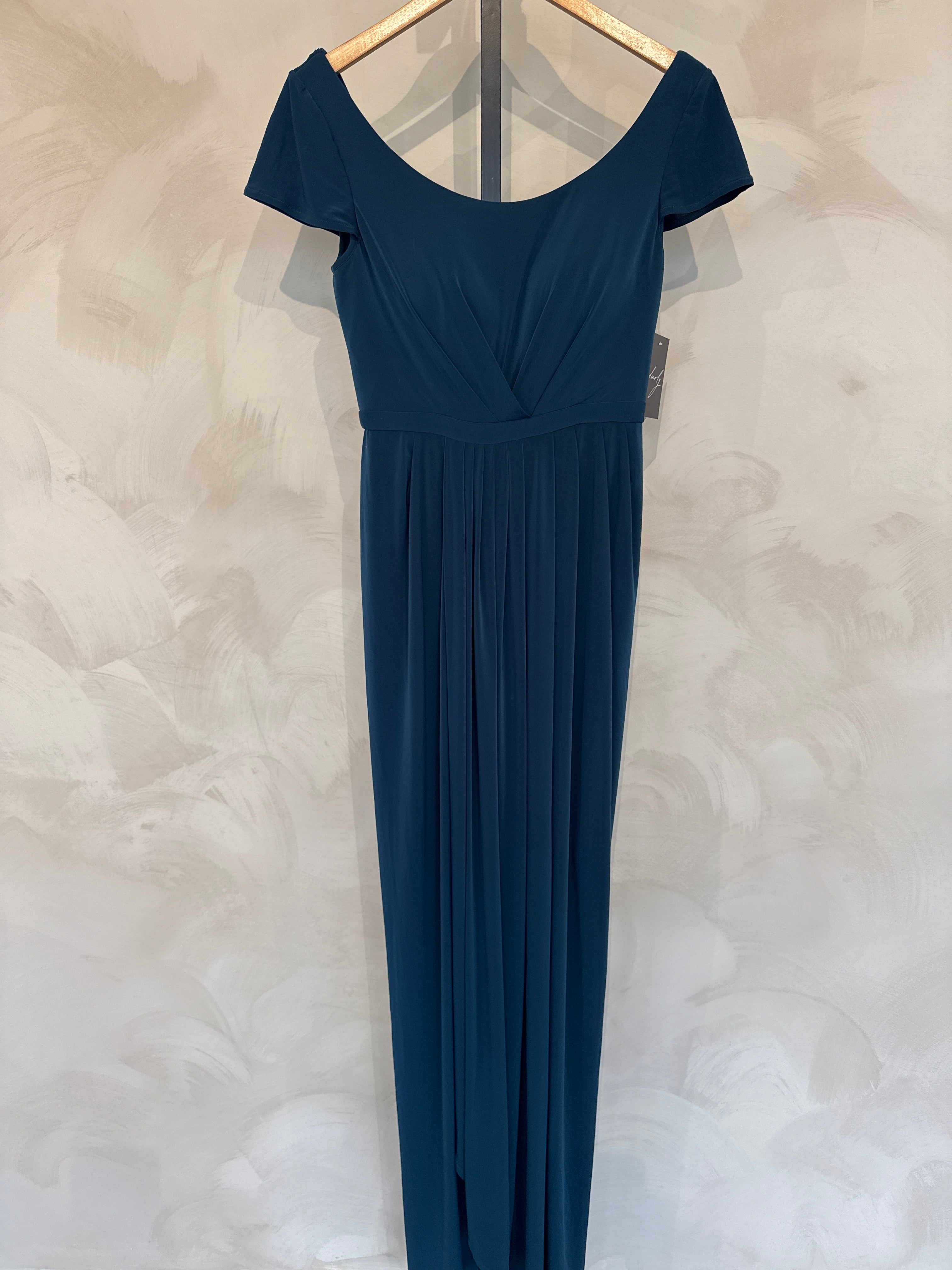 Size 06 | Tania Olsen