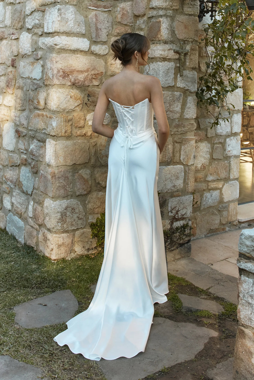 Size 12 | Amelina by Tania Olsen