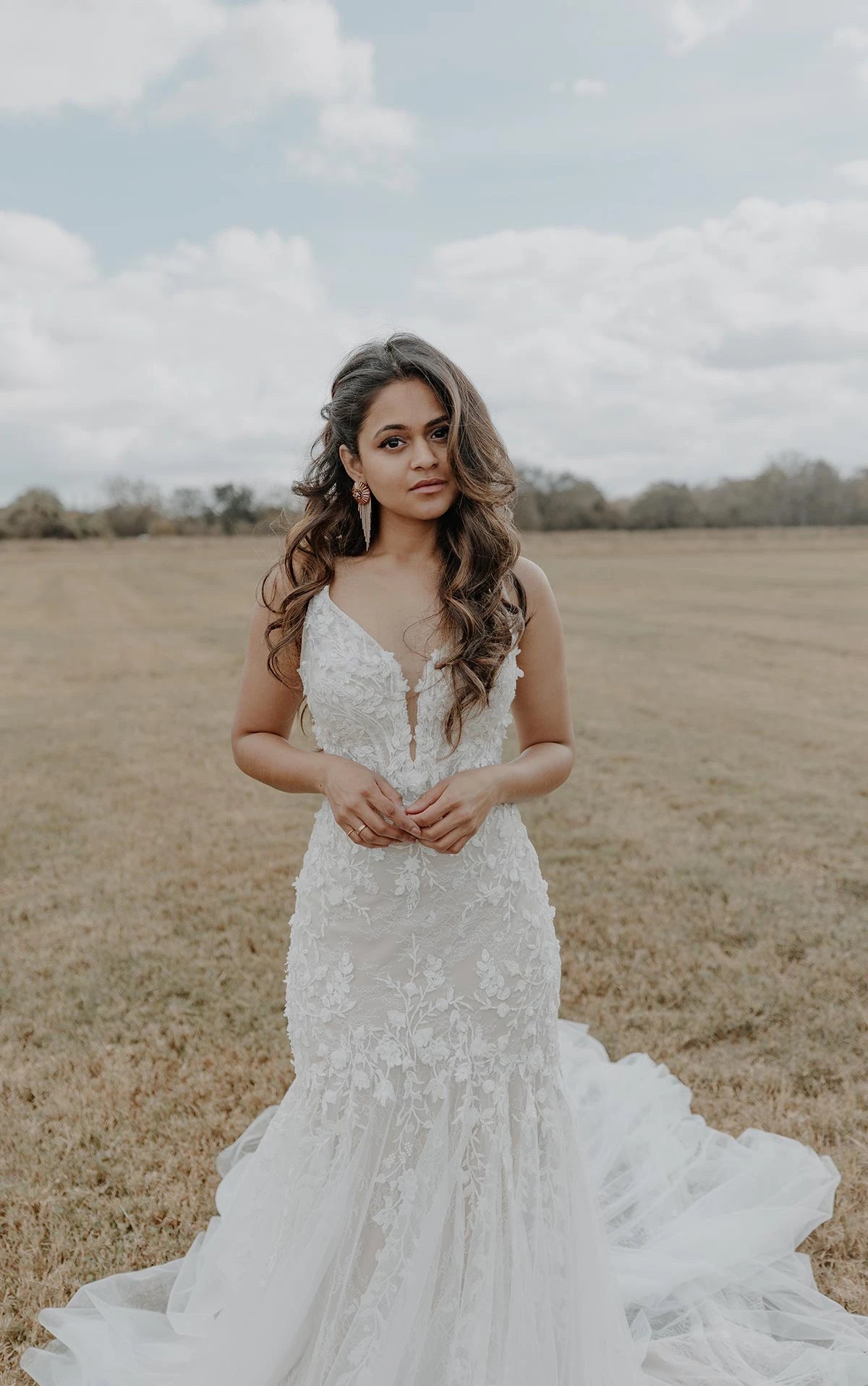 Size 12 | D3335 by Essence of Australia