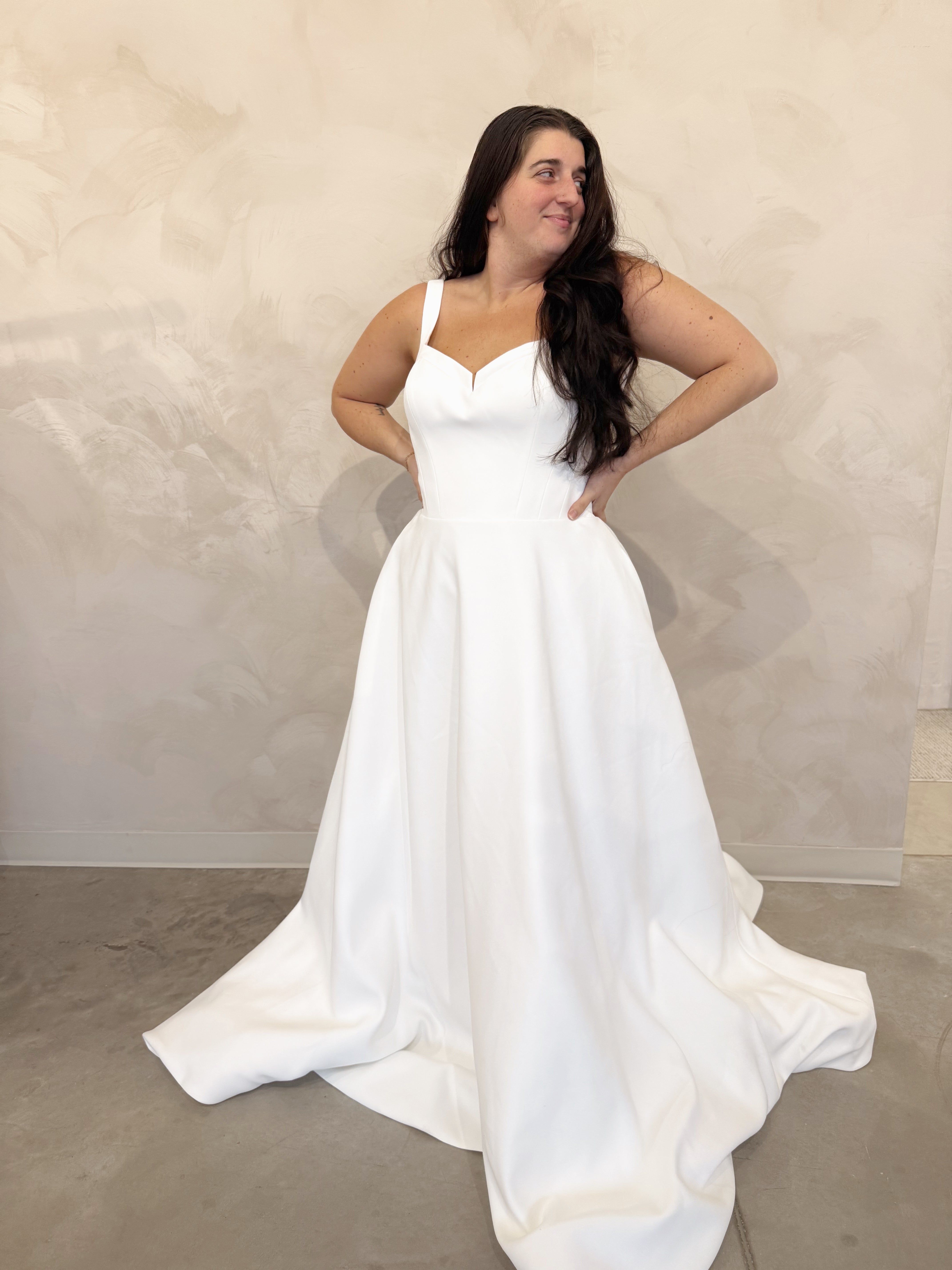 Size 20 | Minnie by DLB