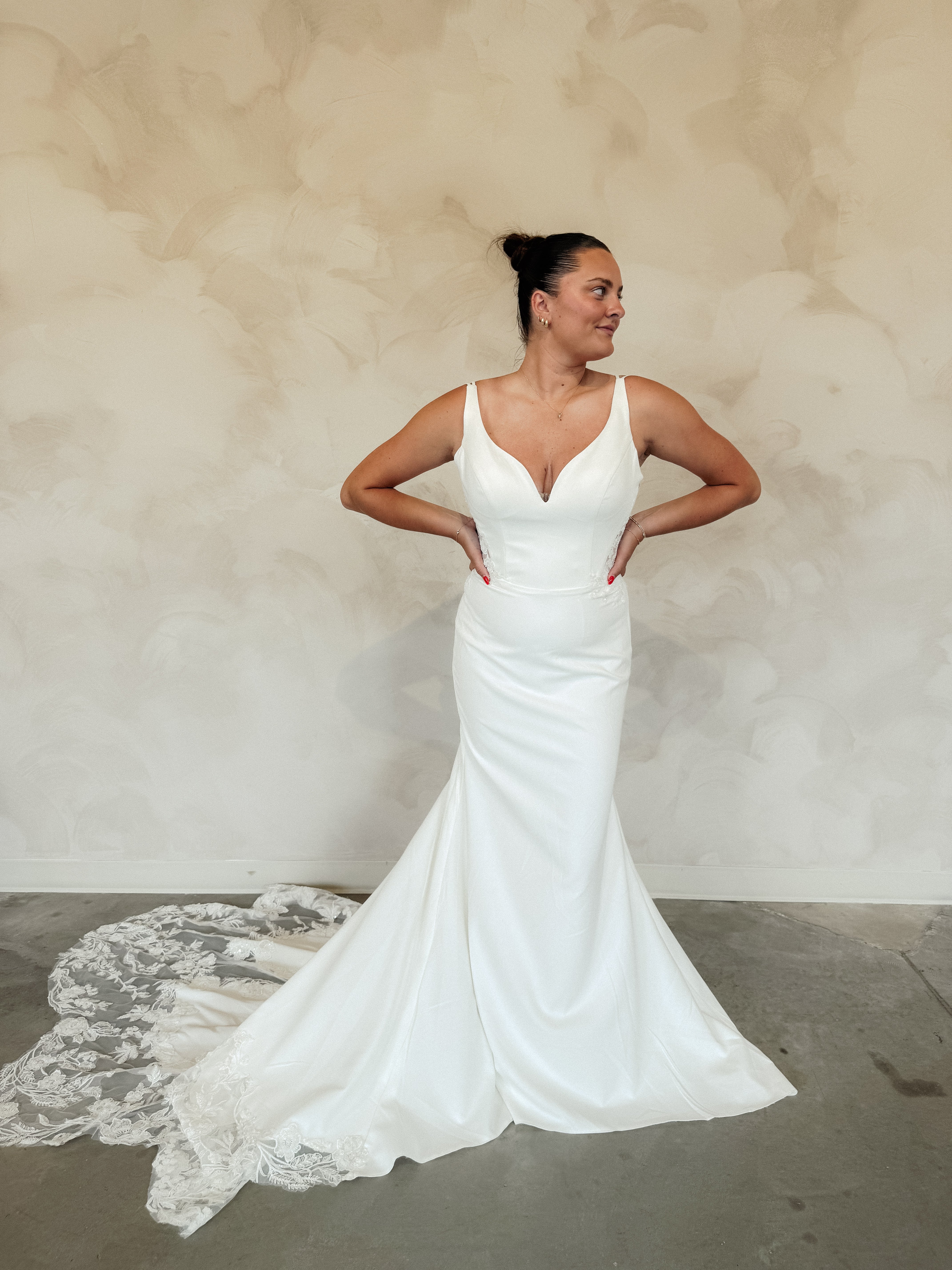 Size 14 | Shayla by Dearly