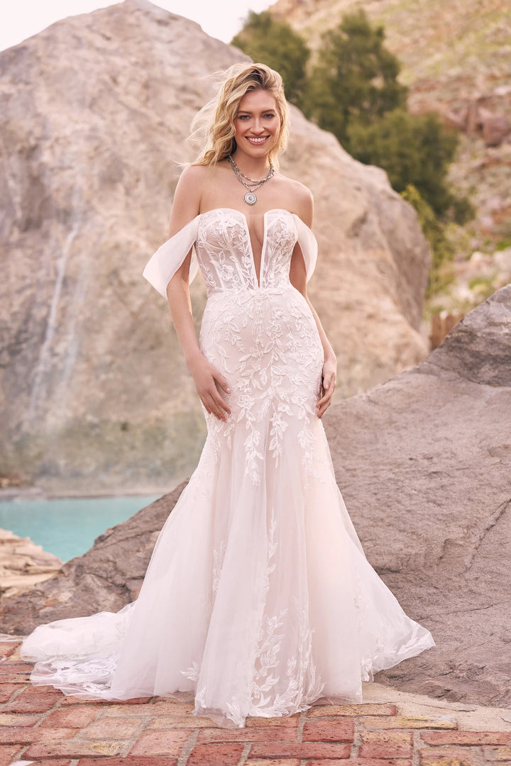 Size 12 | 66274 by Lillian West