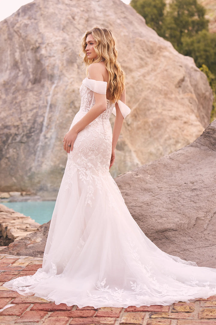 Size 12 | 66274 by Lillian West
