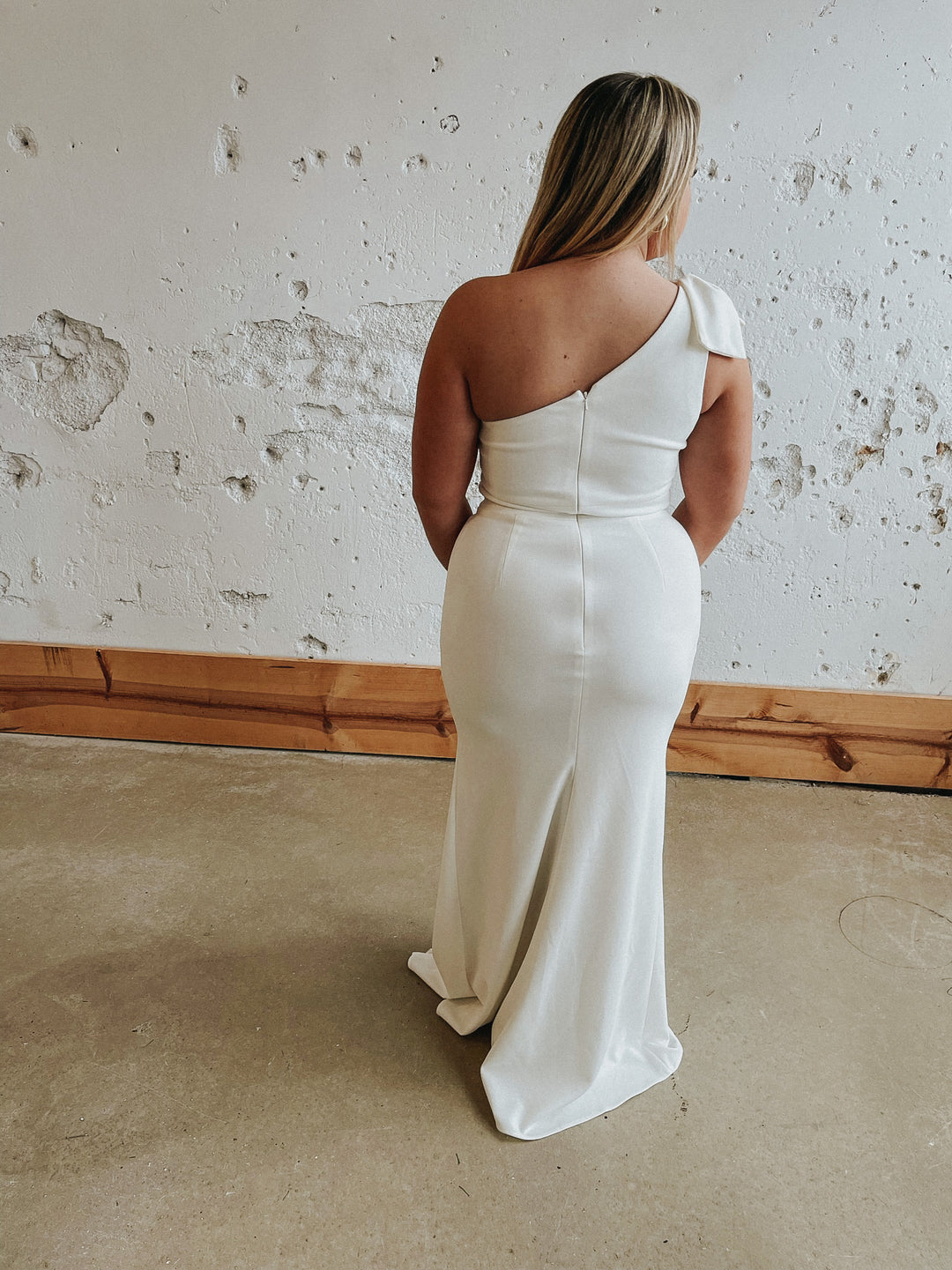 Tag Size 16 | Dearly Loved Bridal