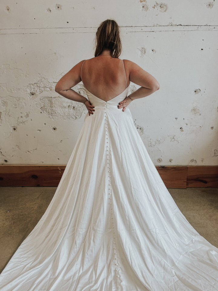 Tag Size 18 | Dearly