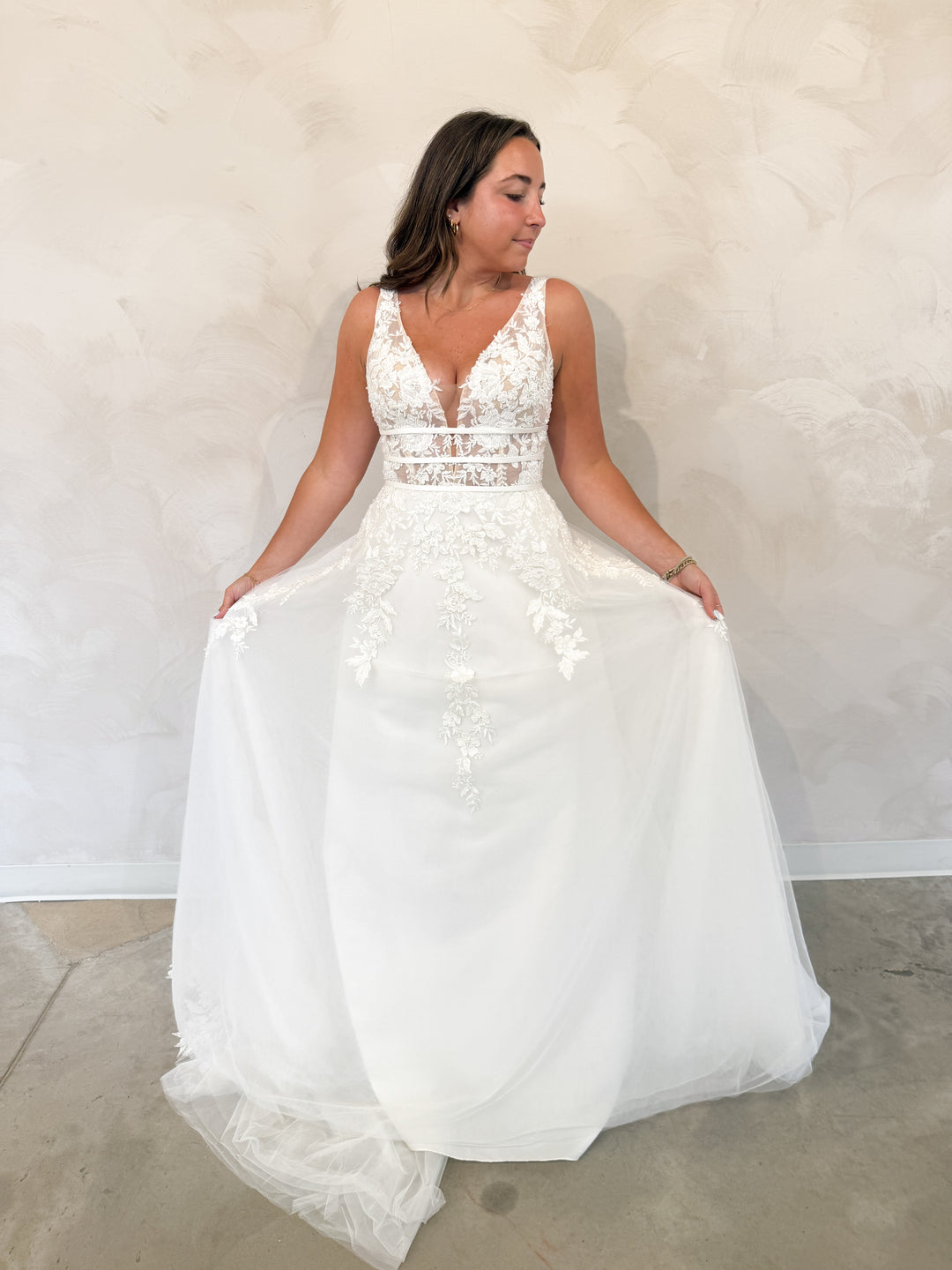 Size 12 | Vic by Take Heart