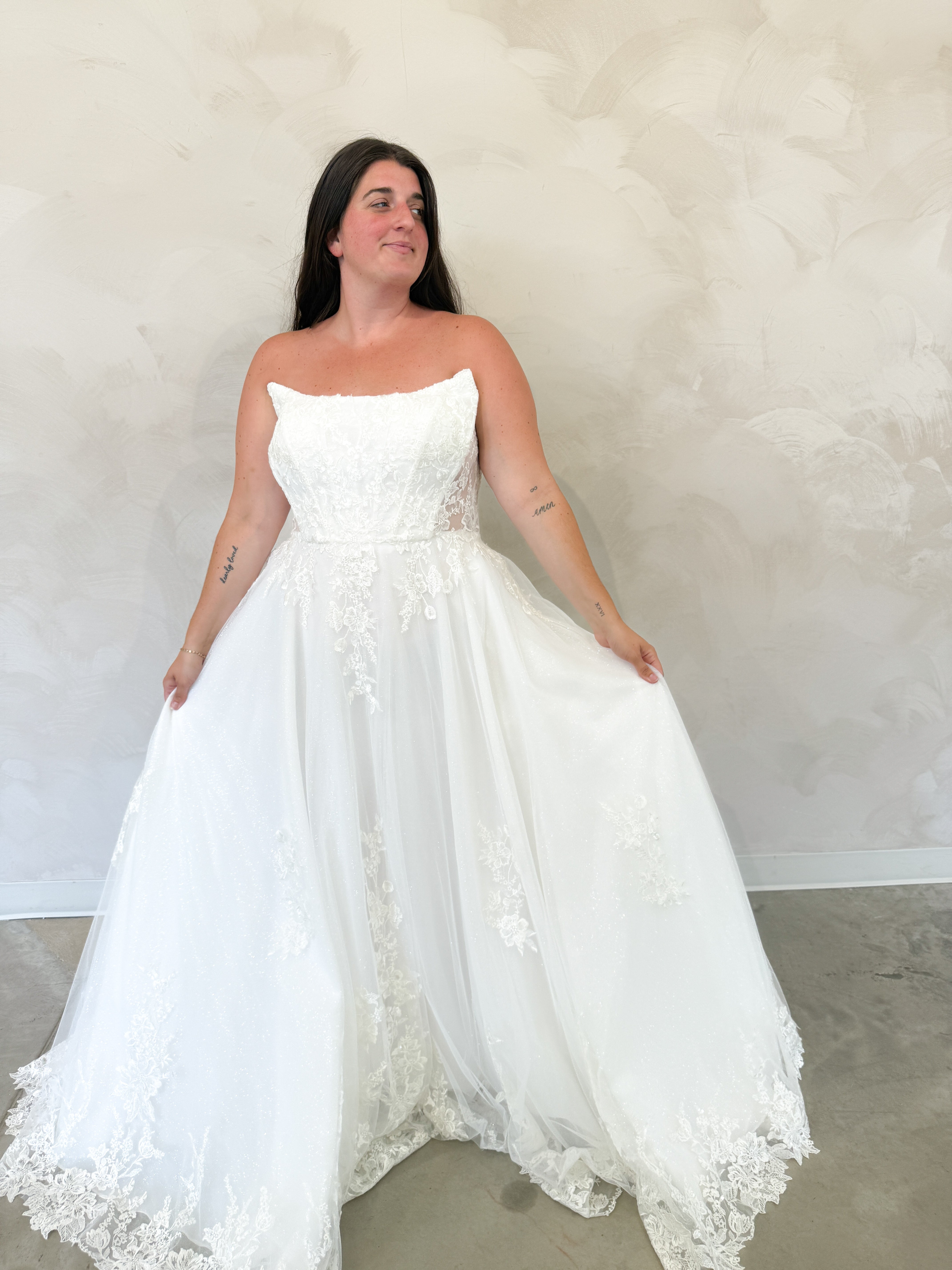 Size 16 | Elsie by Truly