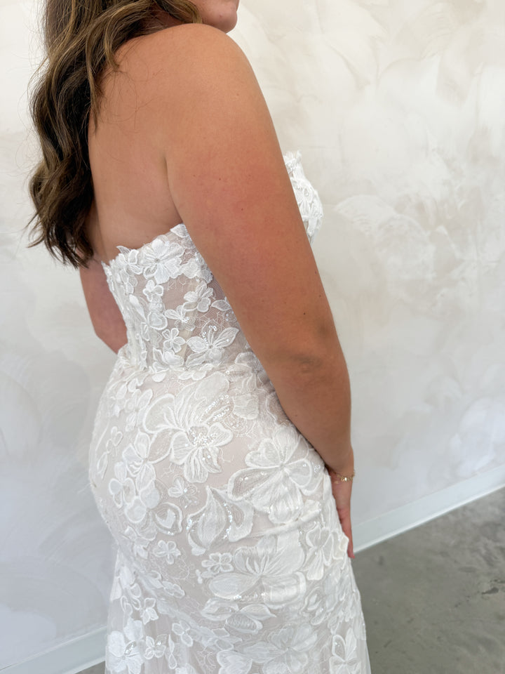 Size 12 | Darla by Take Heart