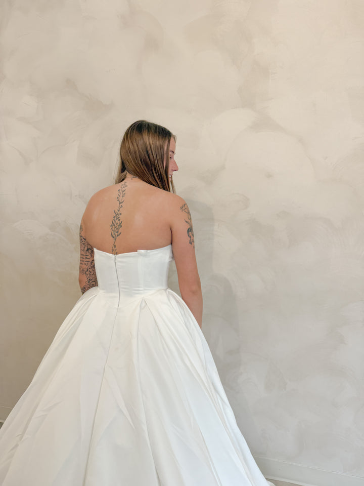 Size 22 | Josie by Truly