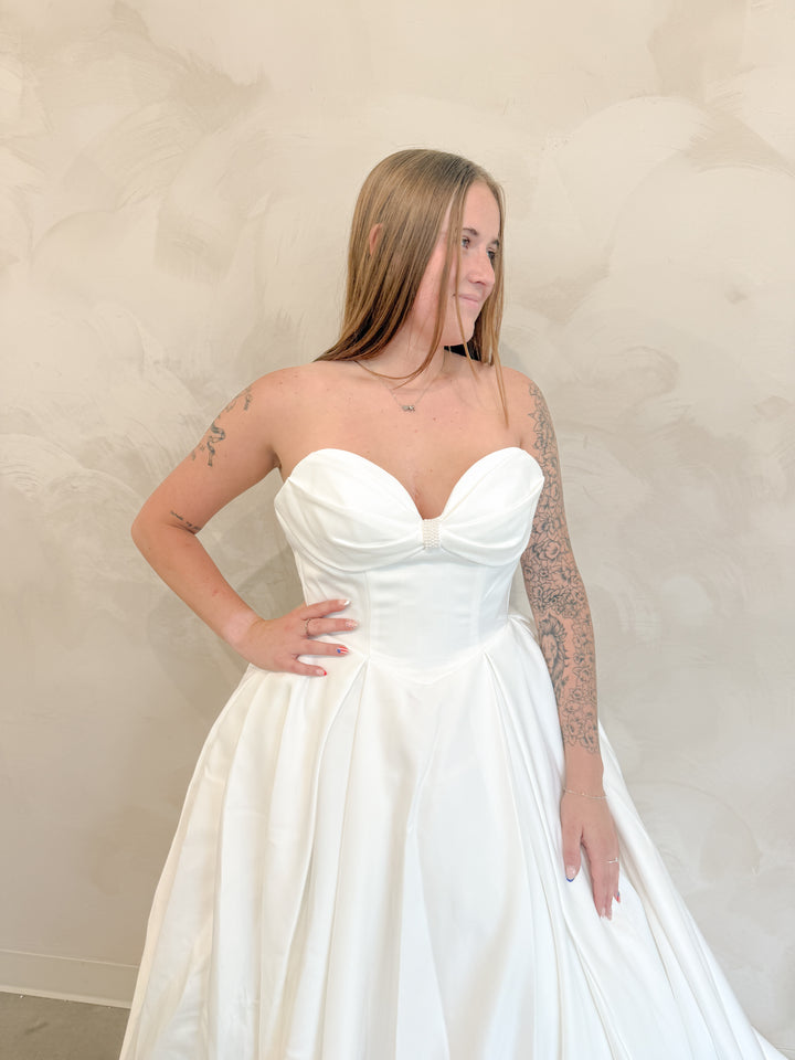 Size 22 | Josie by Truly