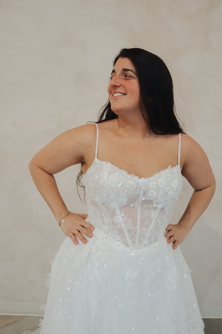 Size 22 | Ever by Dearly