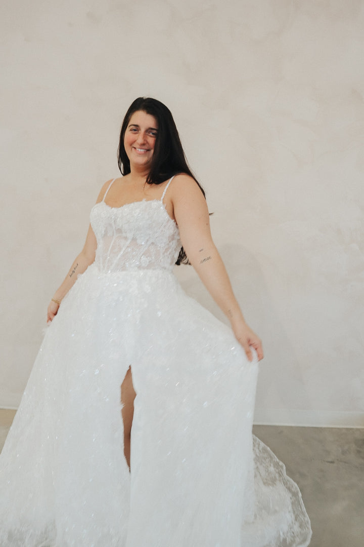 Size 22 | Ever by Dearly