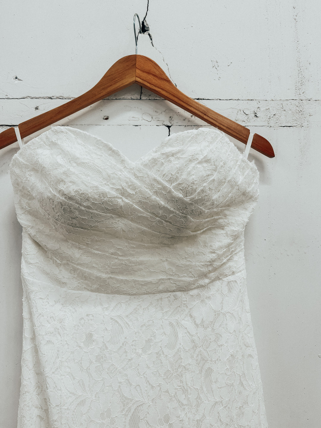 Tag Size 06 | Dearly Loved Bridal