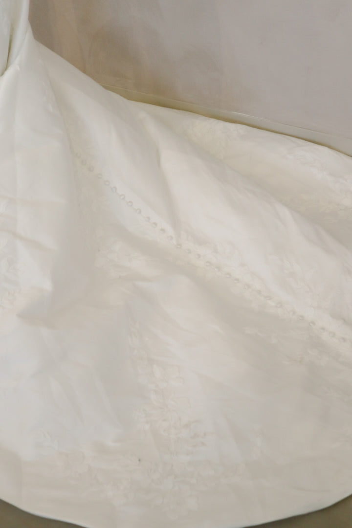 Size 12 | Fallyn by Take Heart