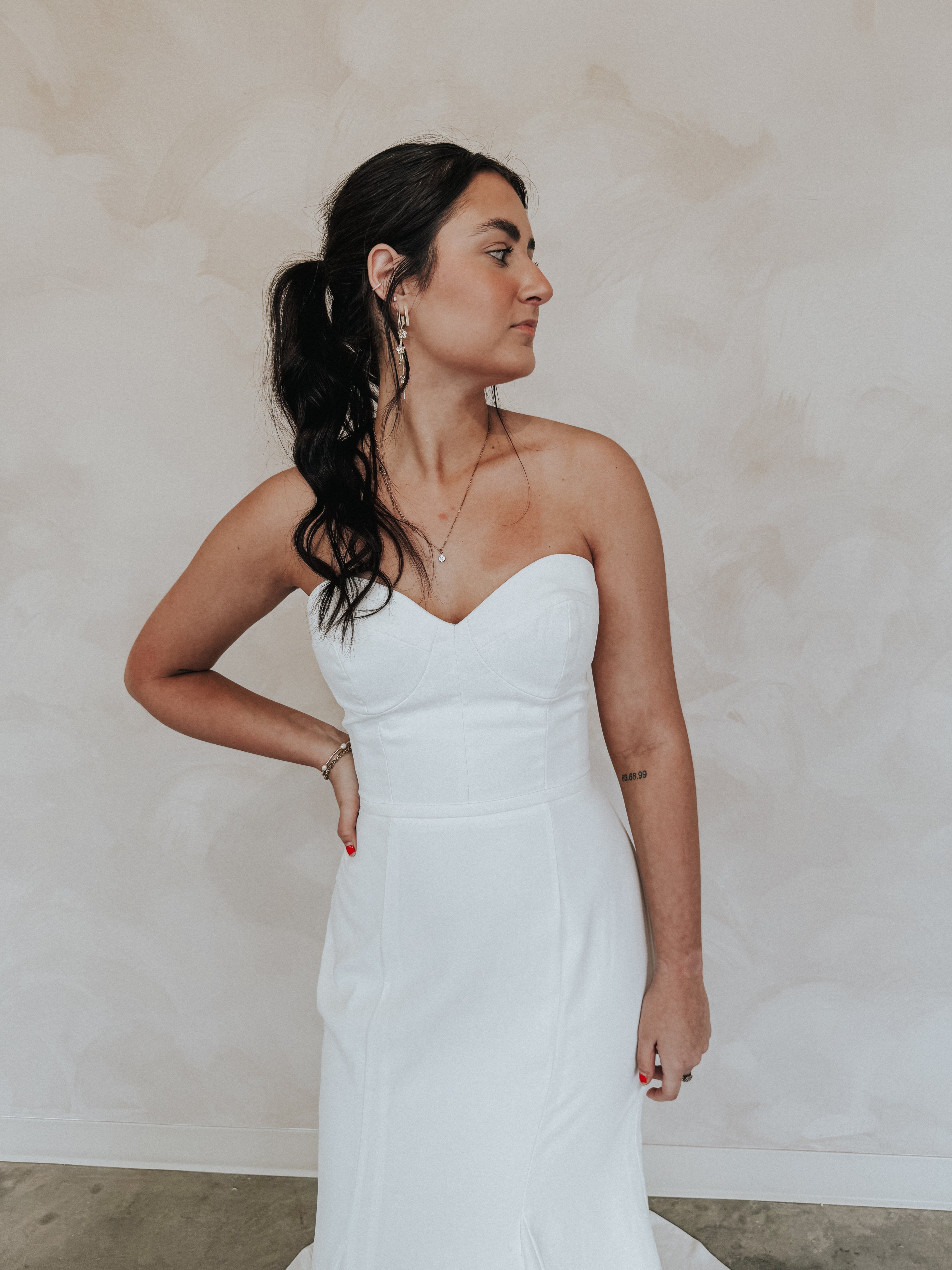 Size 08 | Monique by Tania Olsen