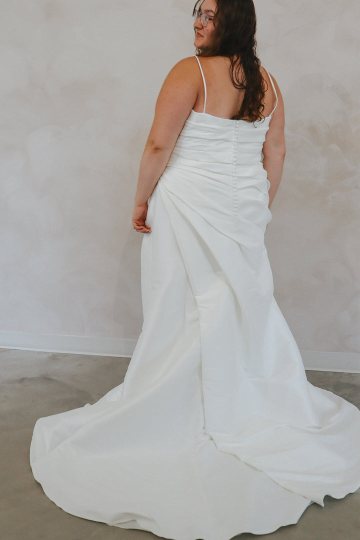 Size 26 | 44424 by Justin Alexander