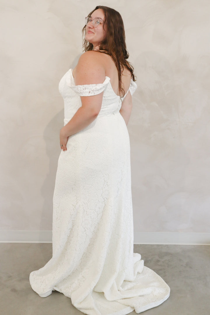 Size 24 | Scott by Kathryn Bass