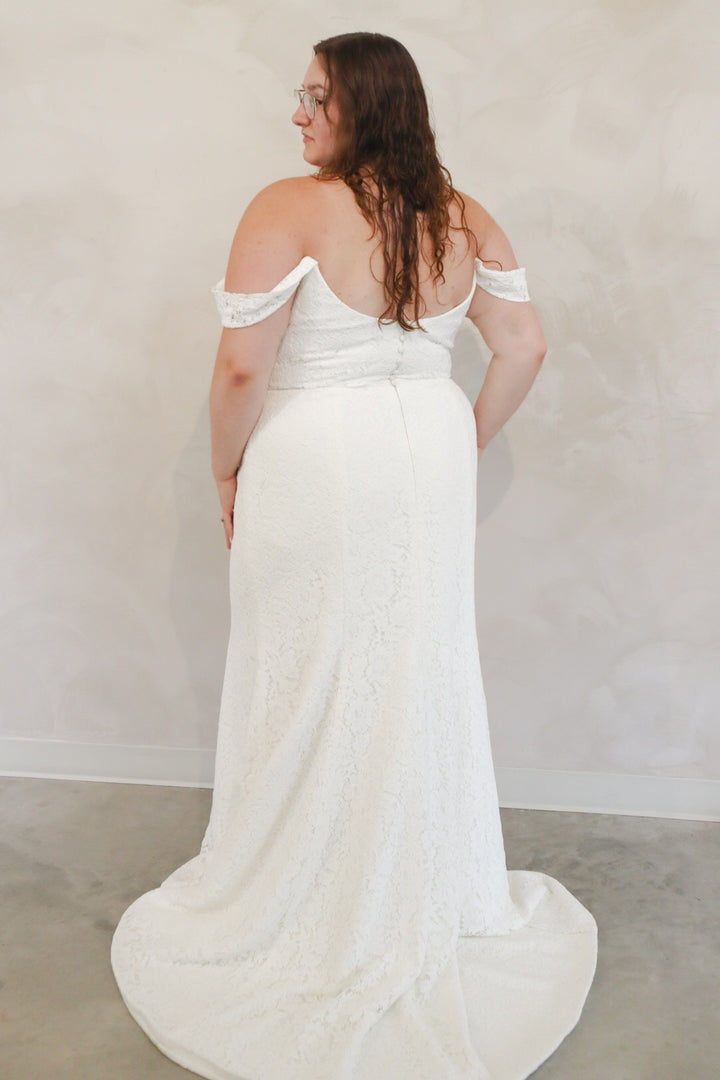 Size 24 | Scott by Kathryn Bass