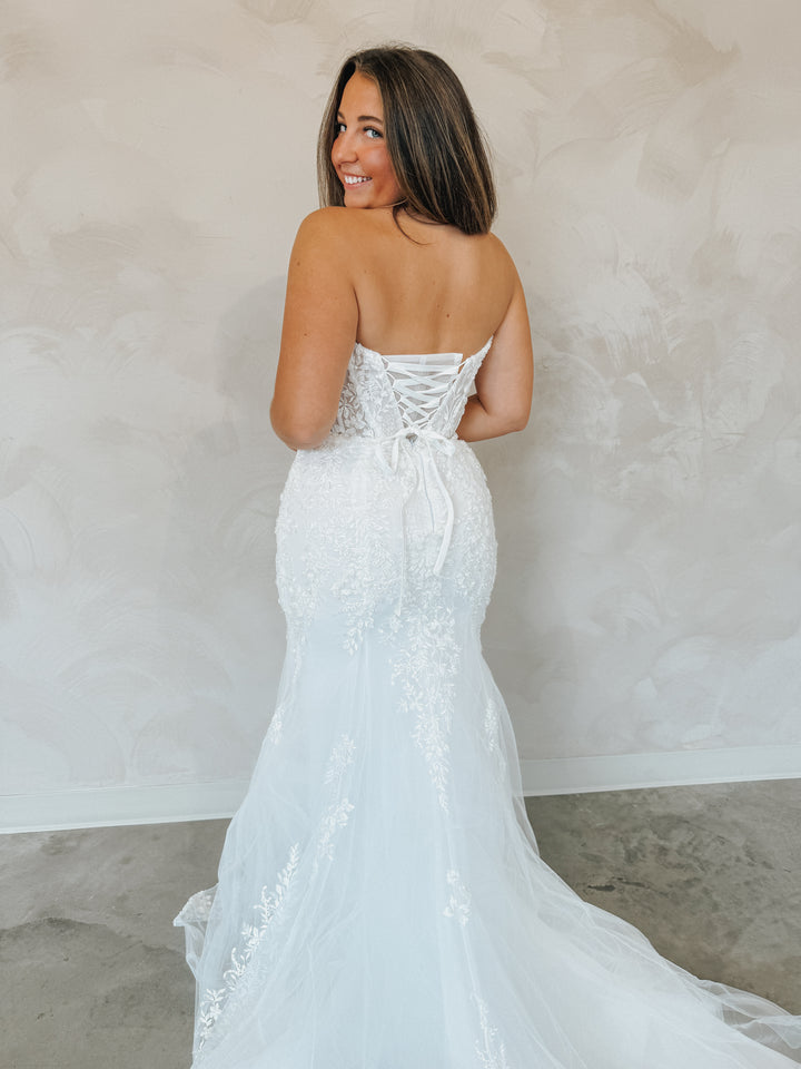 Size 06 | Chloe by Truly