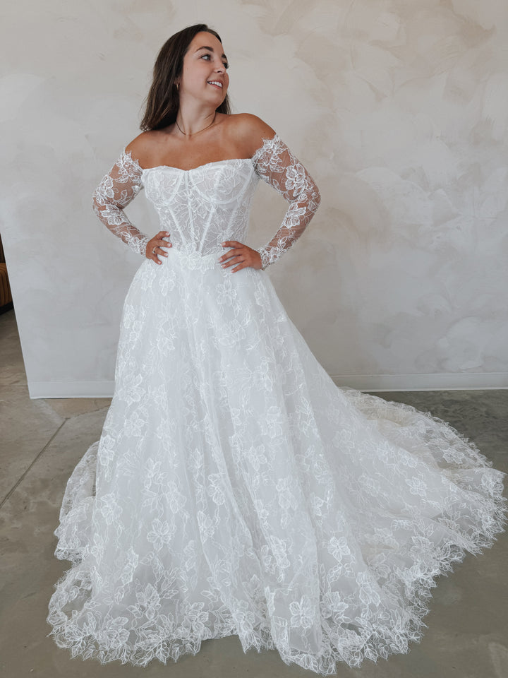 Size 16 | Rosetta by Take Heart